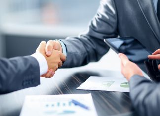 چگونه به یک فروشنده فوق حرفهای تبدیل شویم؟